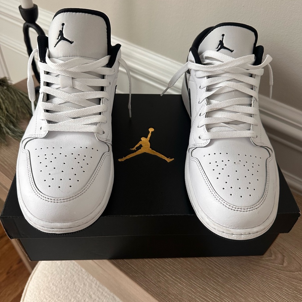 Jordan Men's White and Black Sneakers - Air Jordan 1 Low